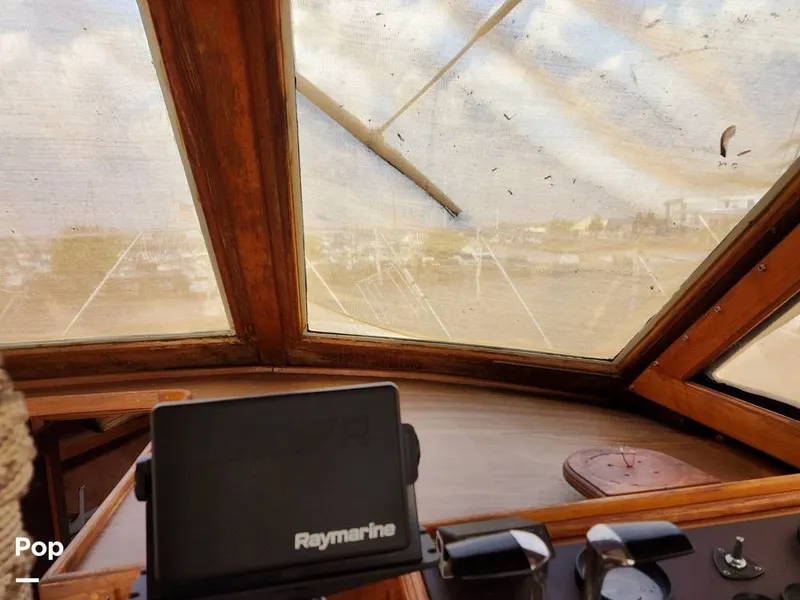 Slide: The Image of Egg Harbor 33 Sport Fisher 1985 - 11293031