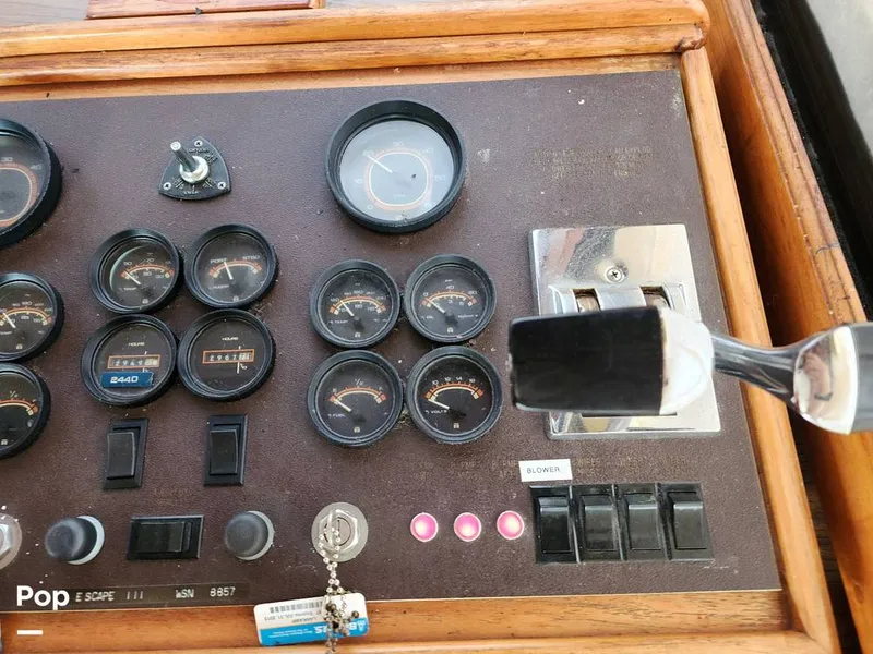 Slide: The Image of Egg Harbor 33 Sport Fisher 1985 - 11293042