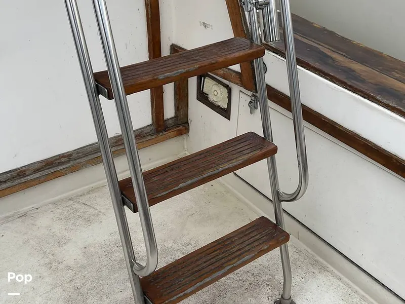 Slide: The Image of Egg Harbor 33 Sport Fisher 1985 - 12003265