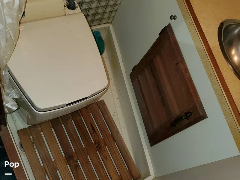 Slide: The Image of Tollycraft 34 Tri-Cabin 1981 - 11570884