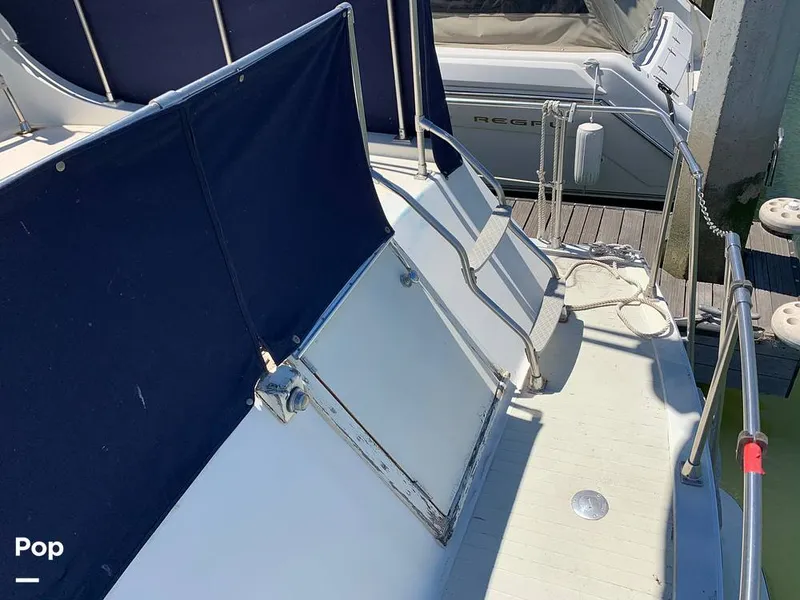 Slide: The Image of Tollycraft 34 Tri-Cabin 1981 - 8995046