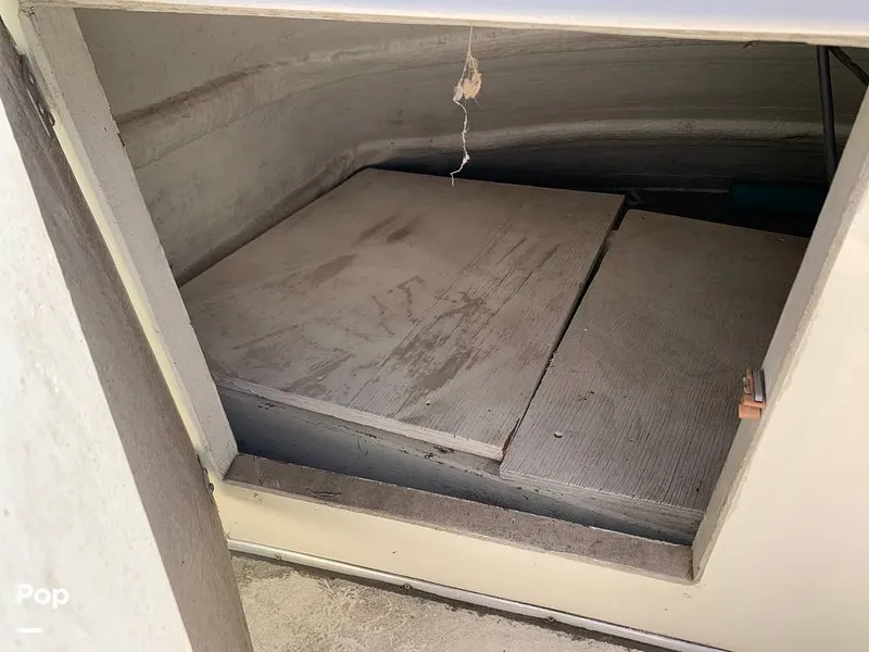 Slide: The Image of Tollycraft 34 Tri-Cabin 1981 - 8995103