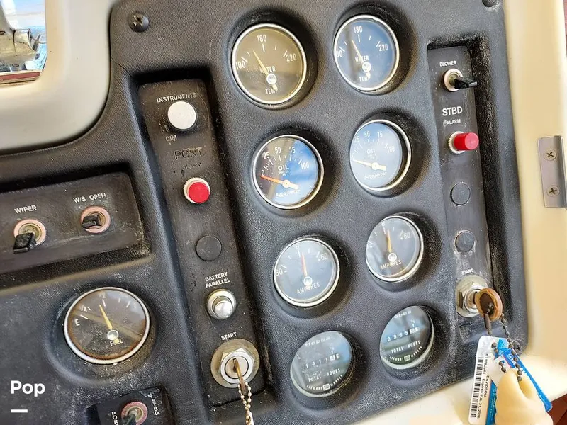 Slide: The Image of Chris-Craft Commander 42 1971 - 9062079