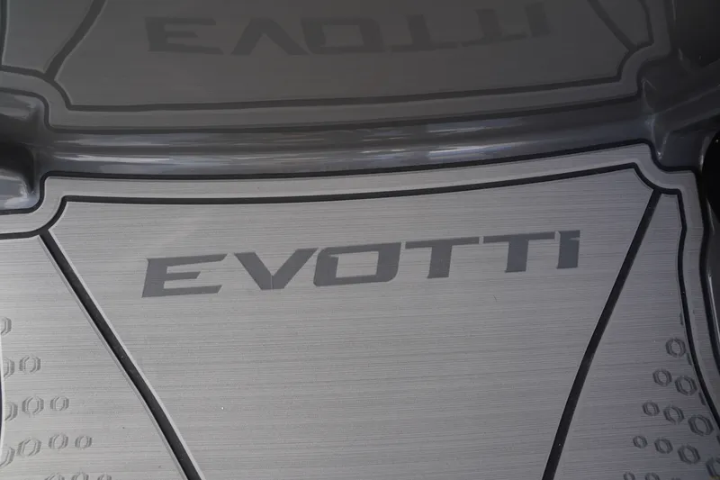 Slide: The Image of Evotti 725CS 2026 - 12