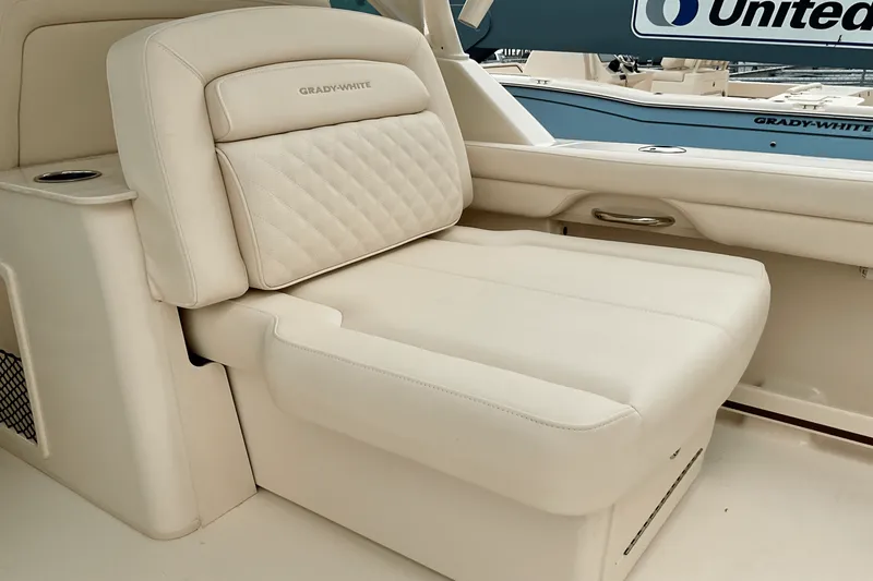 Slide: The Image of Grady-White Freedom 325 2025 - 19