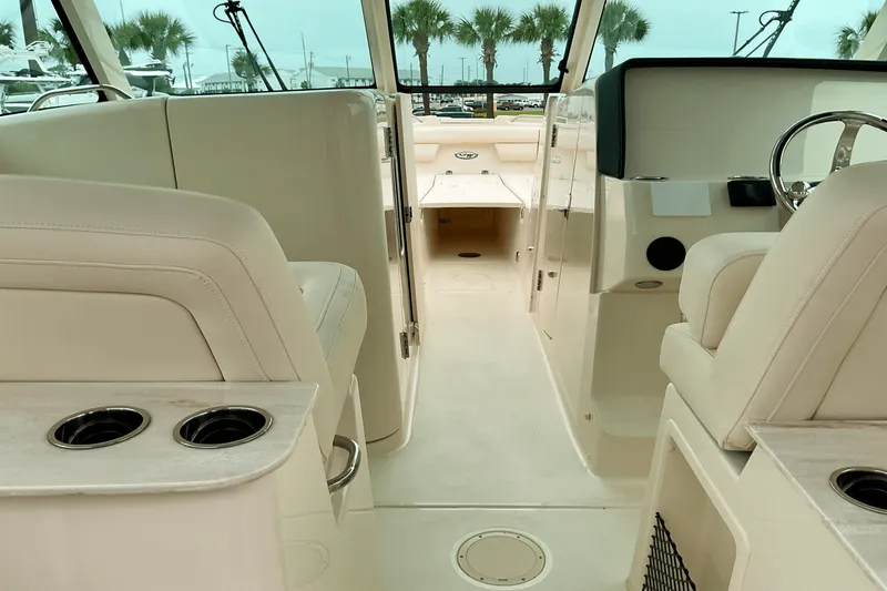 Slide: The Image of Grady-White Freedom 325 2025 - 28