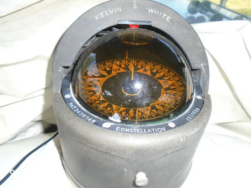 Slide: The Image of Compass - 8989993