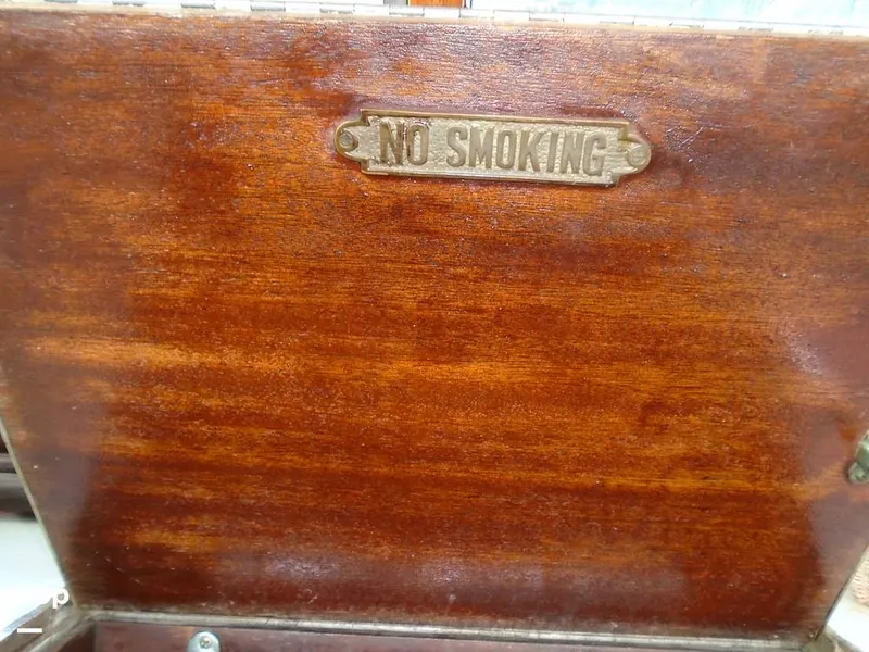 Slide: The Image of Teak Throughout - 8990071