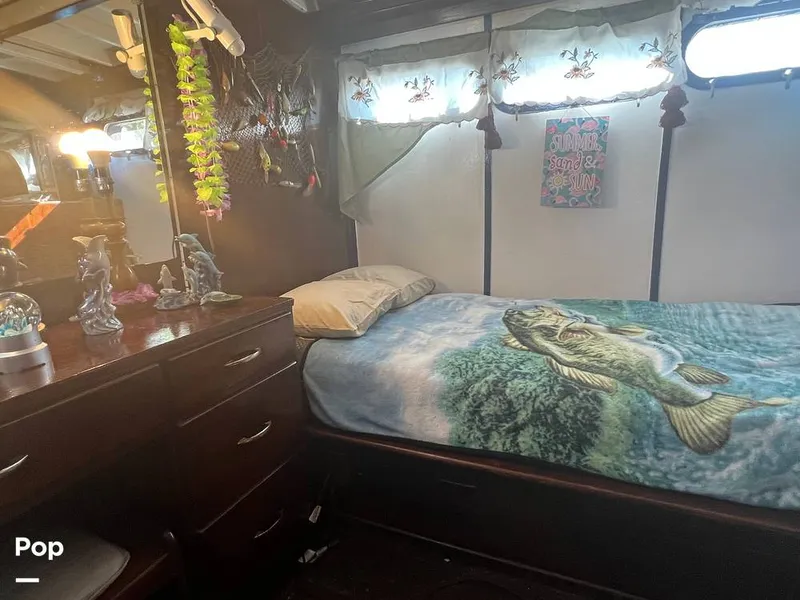 Slide: The Image of Chris-Craft Constellation 42 1959 - 11406086