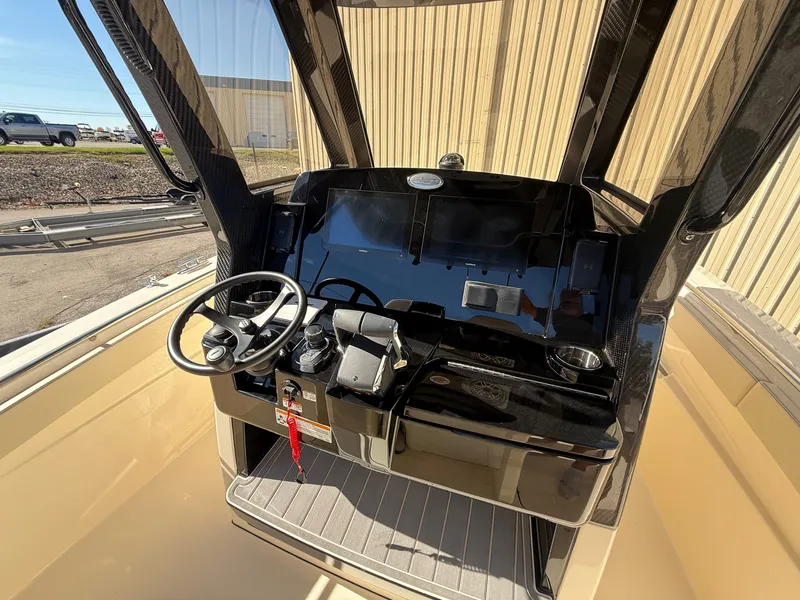 Slide: The Image of Scout 288 LXF 2026 - 16