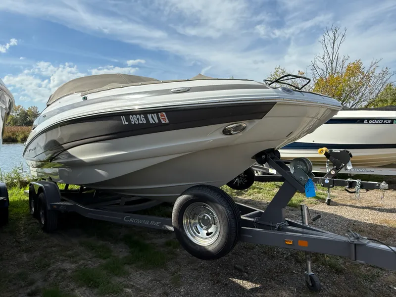 The Image of Crownline Boats E4 2017 - 0