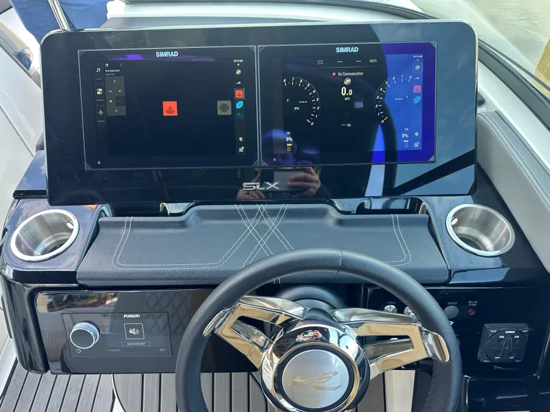 Slide: The Image of Sea Ray 280 SLX OUTBOARD 2024 - 5