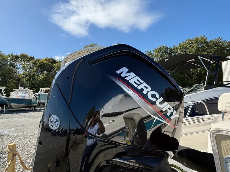 Slide: The Image of Boston Whaler 170 MONTAUK 2024 - 13