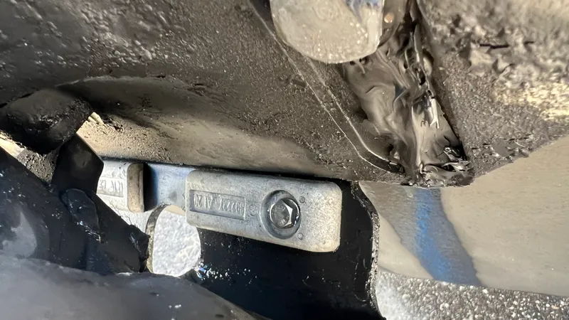 Slide: The Image of Boston Whaler 230 VANTAGE 2015 - 43