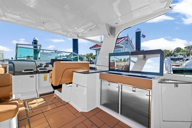 Slide: The Image of Aviara AV36 2022 - 18