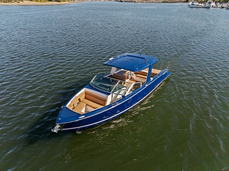 Slide: The Image of Aviara AV36 2022 - 4