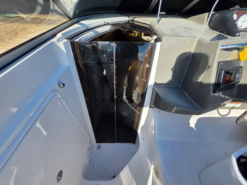 Slide: The Image of Regal 2665 COMMODORE 2008 - 20