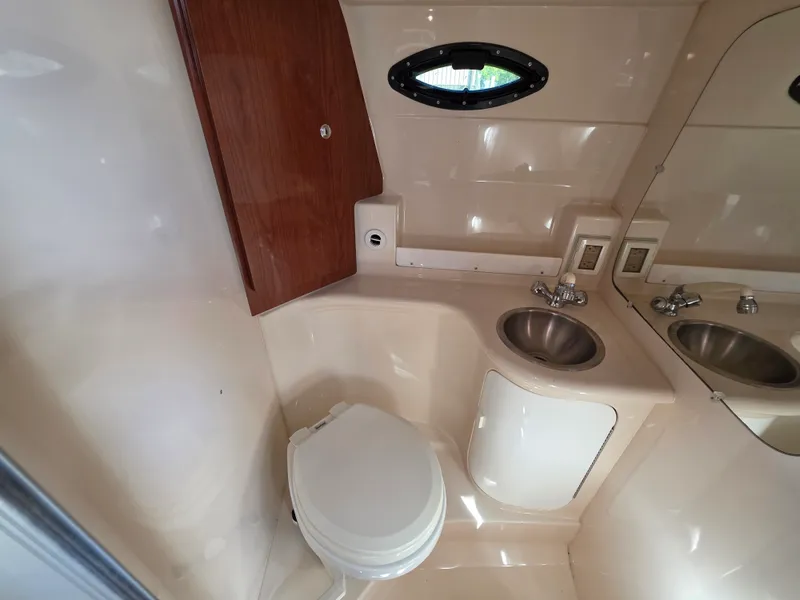 Slide: The Image of Regal 2665 COMMODORE 2008 - 31