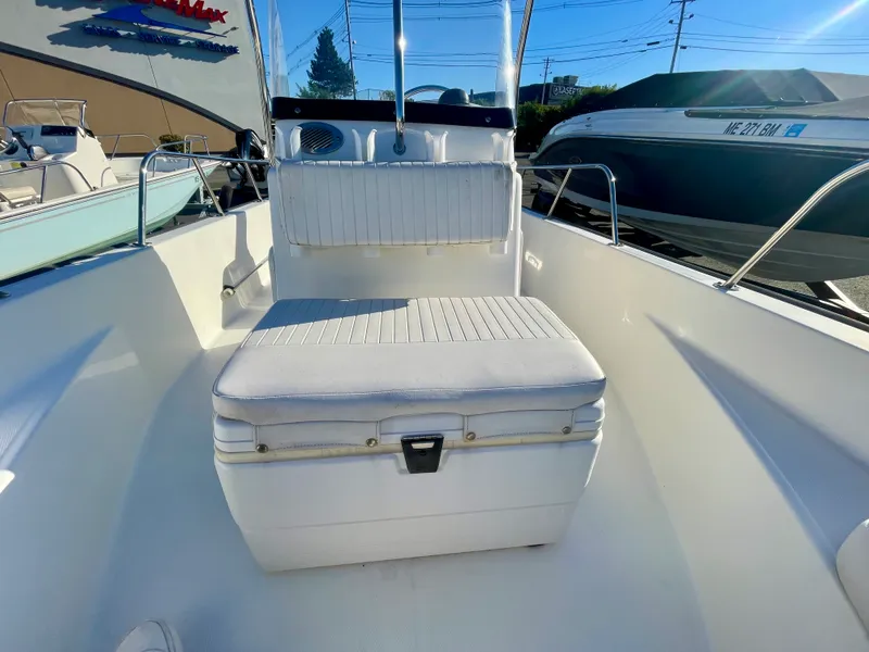 Slide: The Image of Boston Whaler 170 MONTAUK 2016 - 11