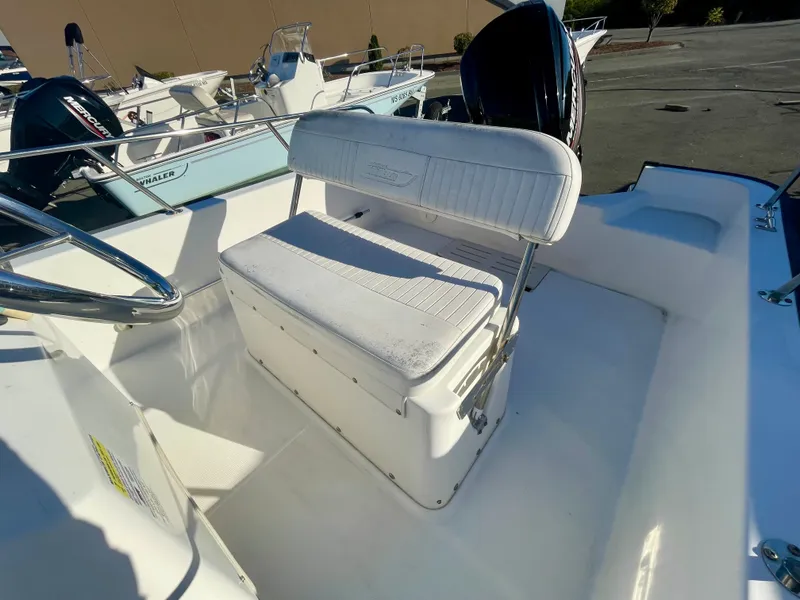 Slide: The Image of Boston Whaler 170 MONTAUK 2016 - 4