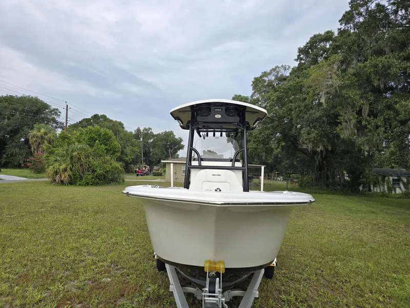 Slide: The Image of Sea Pro 222 CC 2024 - 6