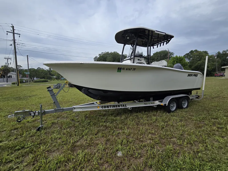 Slide: The Image of Sea Pro 222 CC 2024 - 7