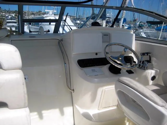 Slide: The Image of Boston Whaler 305 Conquest 2008 - 8