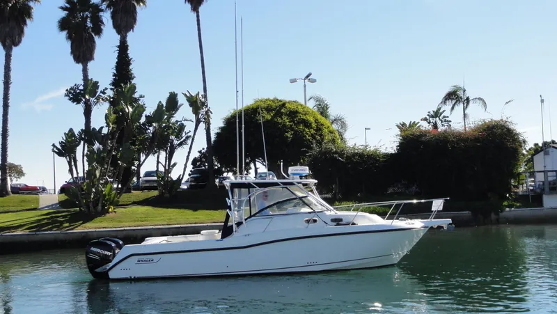The Image of Boston Whaler 305 Conquest 2008 - 2