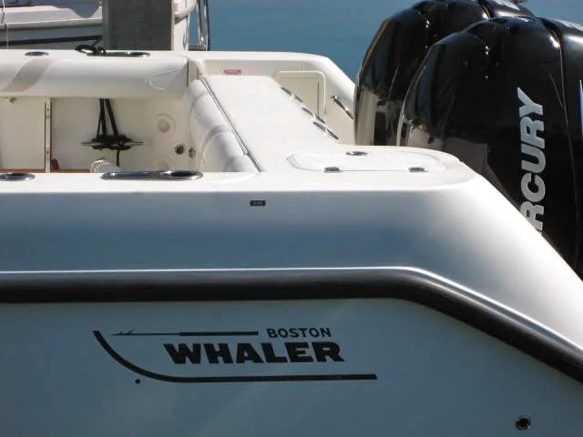 Slide: The Image of Boston Whaler 305 Conquest 2008 - 24