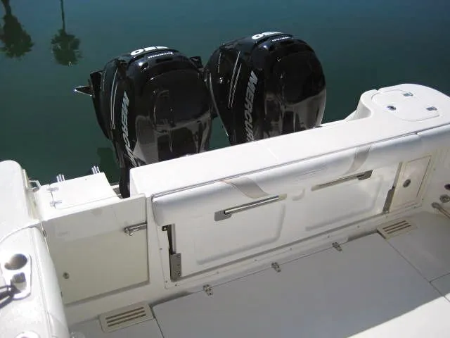 Slide: The Image of Boston Whaler 305 Conquest 2008 - 23