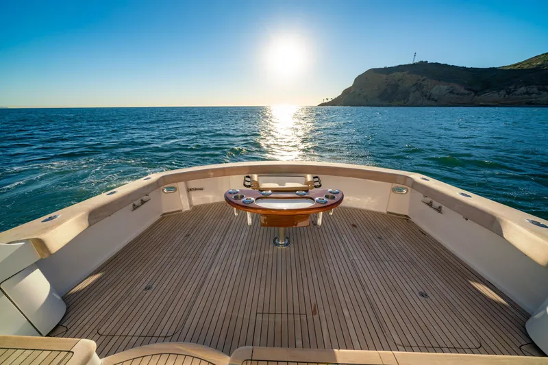 Slide: The Image of Hatteras 60 Convertible 2010 - 27