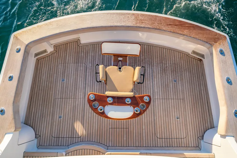 Slide: The Image of Hatteras 60 Convertible 2010 - 35