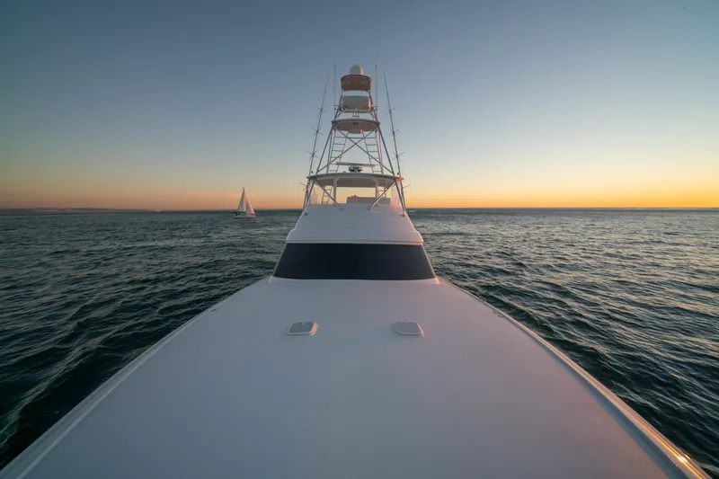Slide: The Image of Hatteras 60 Convertible 2010 - 38