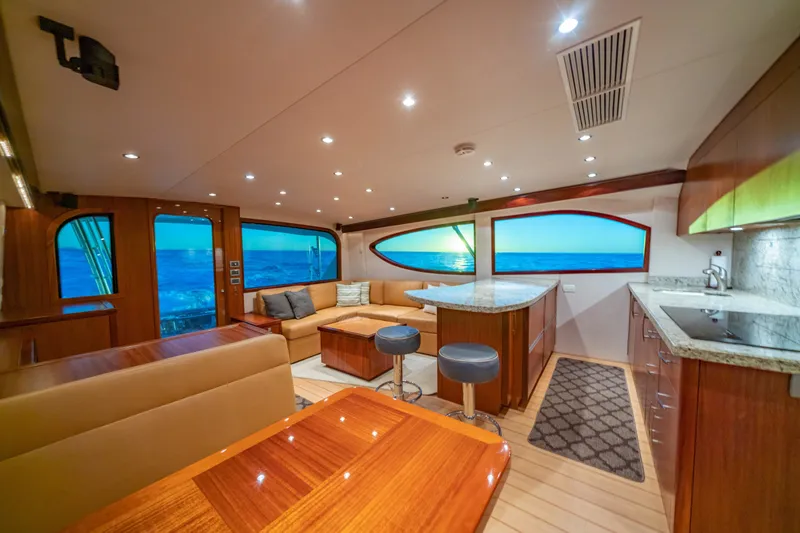 Slide: The Image of Hatteras 60 Convertible 2010 - 16