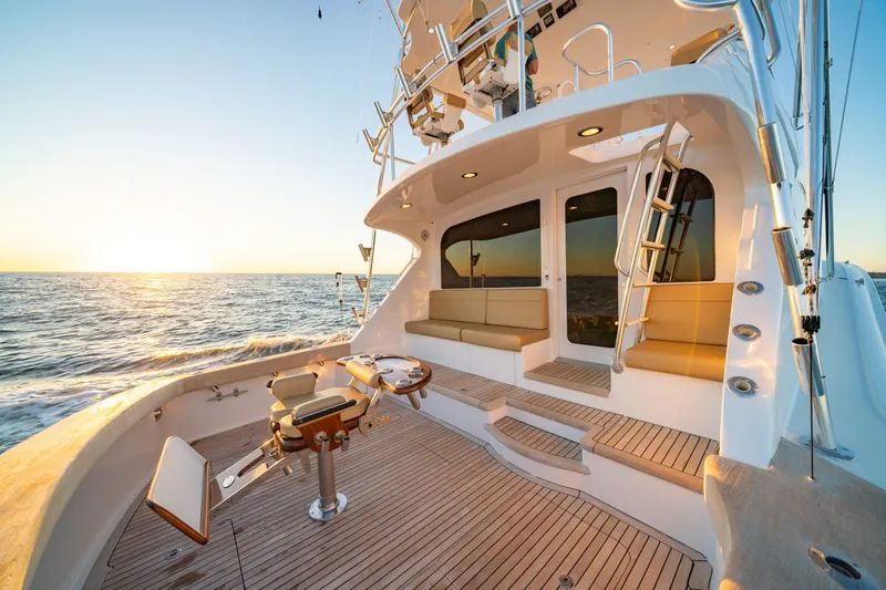 Slide: The Image of Hatteras 60 Convertible 2010 - 36