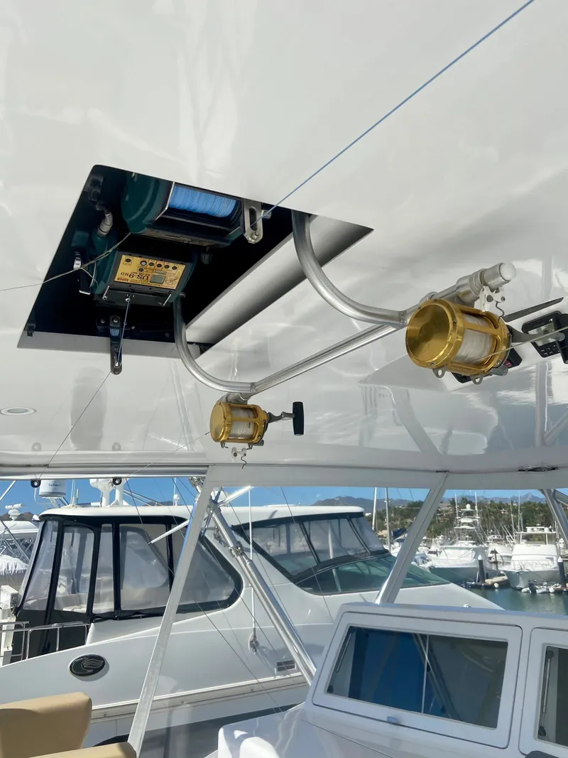 Slide: The Image of Hatteras 60 Convertible 2010 - 6