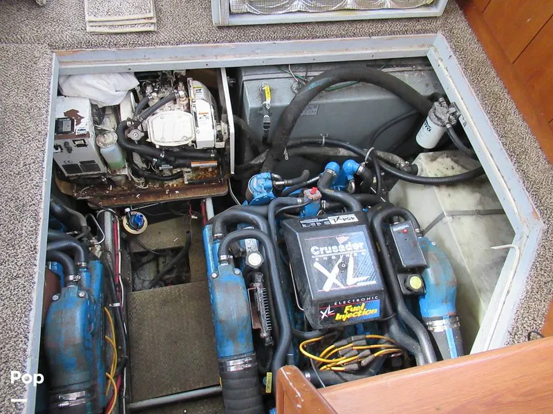 Slide: The Image of Silverton 34 Motor Yacht 1996 - 10668683