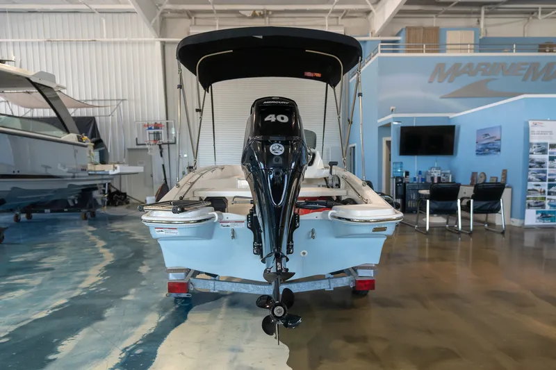 Slide: The Image of Boston Whaler 130 Super Sport 2025 - 2