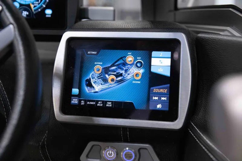 Slide: The Image of Malibu 22LSV 2019 - 21