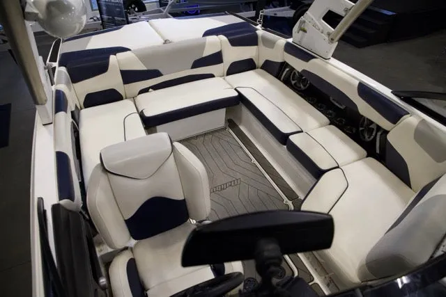 Slide: The Image of Malibu 22LSV 2019 - 21