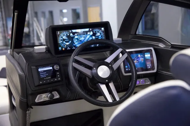 Slide: The Image of Malibu 22LSV 2019 - 14