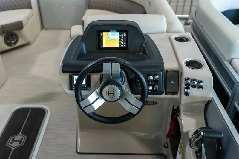 Slide: The Image of Harris Sunliner 230 Sport 2025 - 12