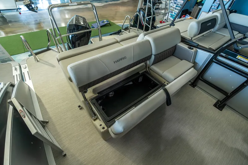 Slide: The Image of Harris Sunliner 230 Sport 2025 - 26