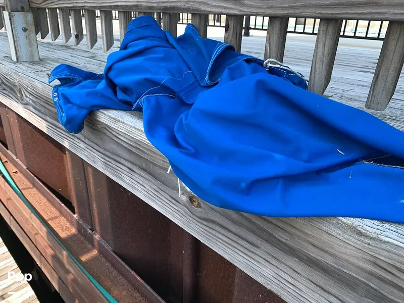 Slide: The Image of O'Day 29 1982 - 9189976