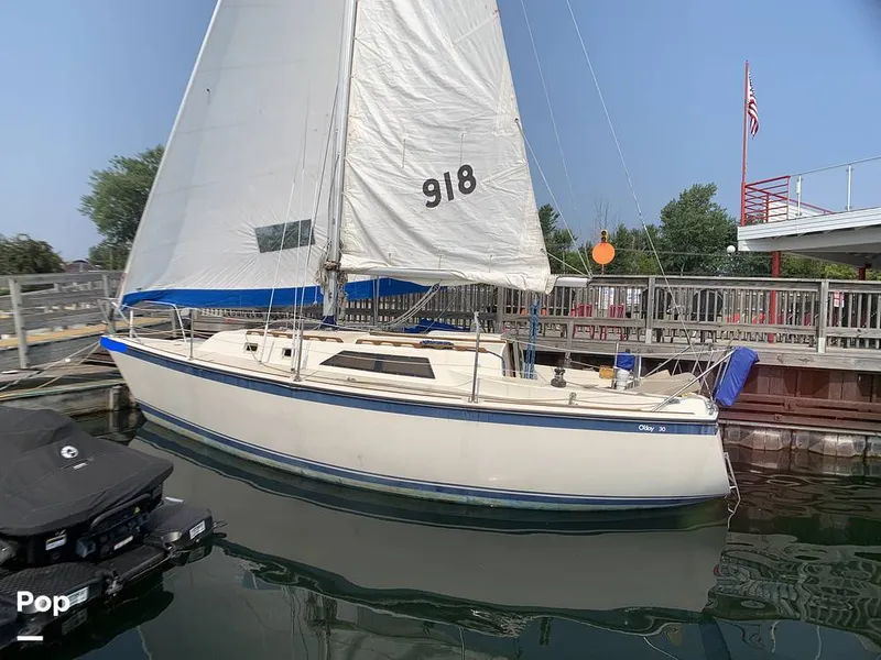 Slide: The Image of O'Day 29 1982 - 9190012