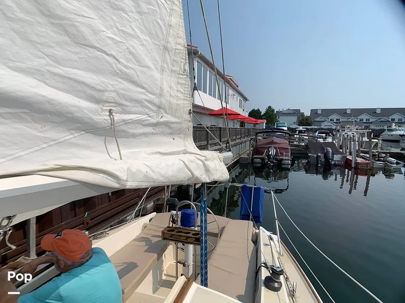 Slide: The Image of O'Day 29 1982 - 9189796