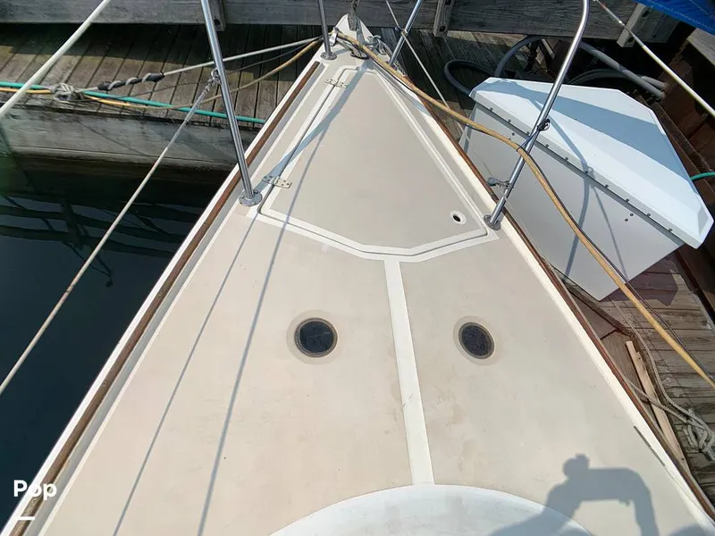 Slide: The Image of O'Day 29 1982 - 9189802