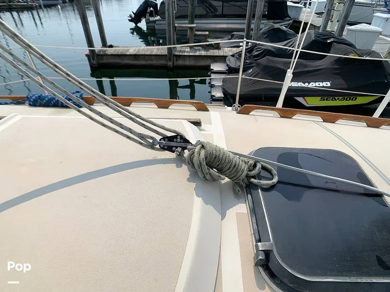 Slide: The Image of O'Day 29 1982 - 9189823