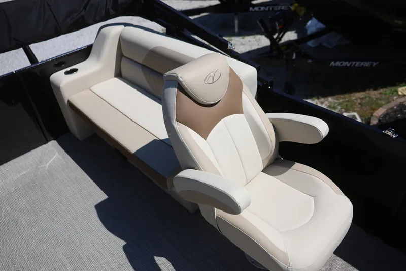 Slide: The Image of Veranda Vista View 20RC 2026 - 12