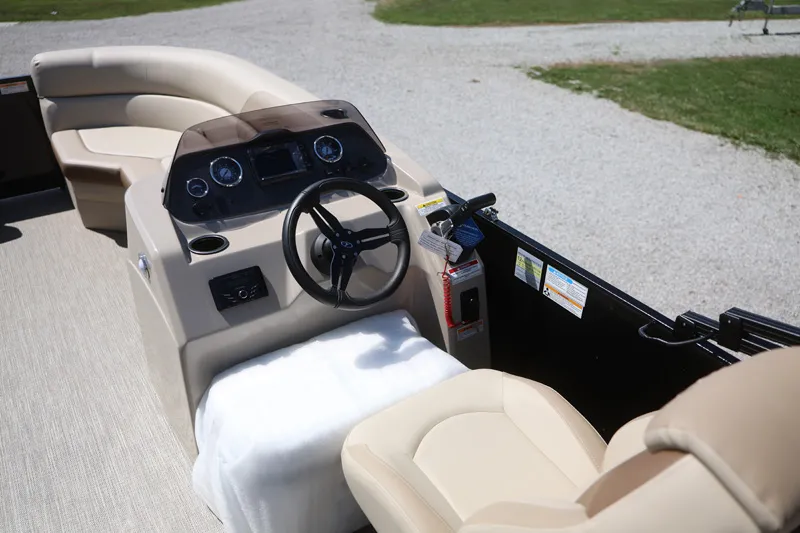 Slide: The Image of Veranda Vista View 20RC 2026 - 14